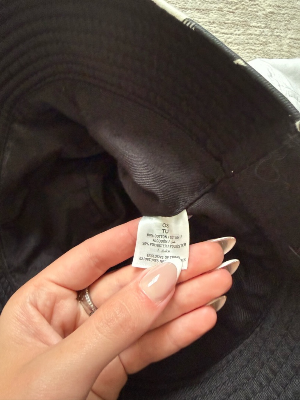 Monochrome Palm Print Bucket Hat - Picture 3 of 4